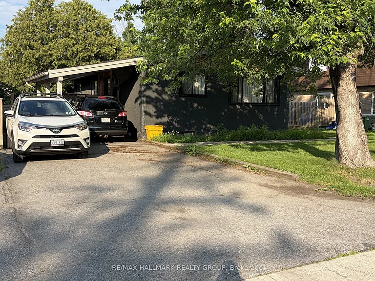 1415 Maxime St — Photo 1