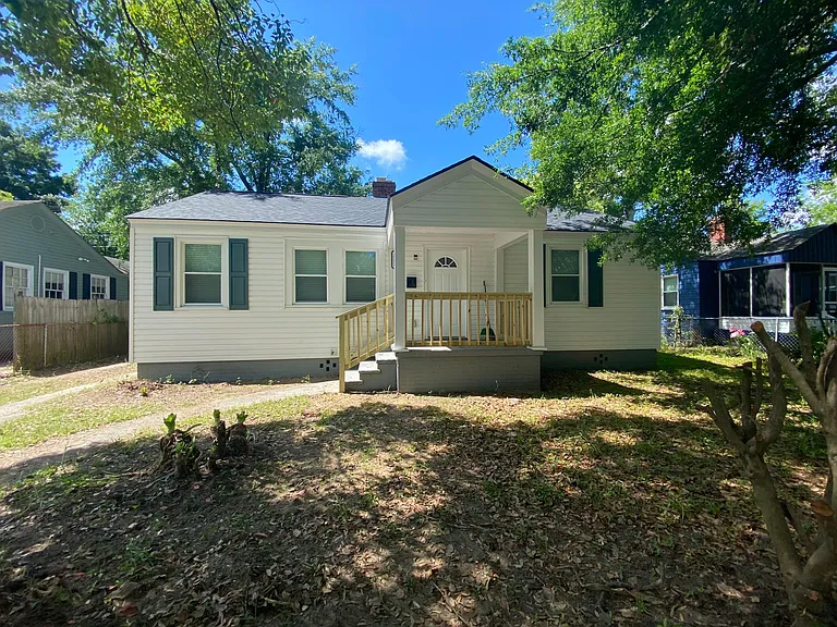 2211 Utah St — Photo 1
