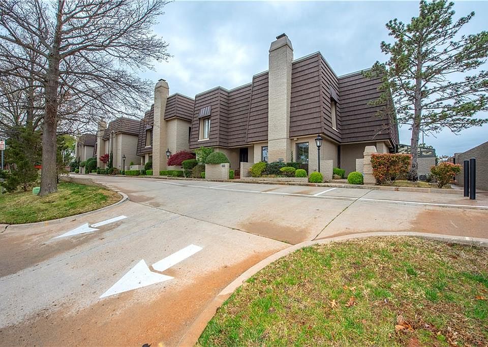 1st image of 4114 Coletta Dr #8