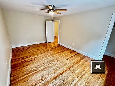 25 Heath St #2 — Photo 11