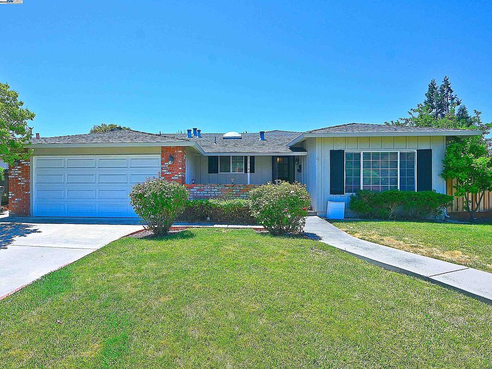 1st image of 7144 Prince Dr