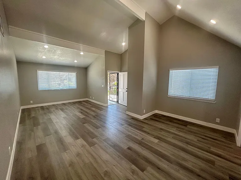 3631 Dunbar Ct — Photo 4