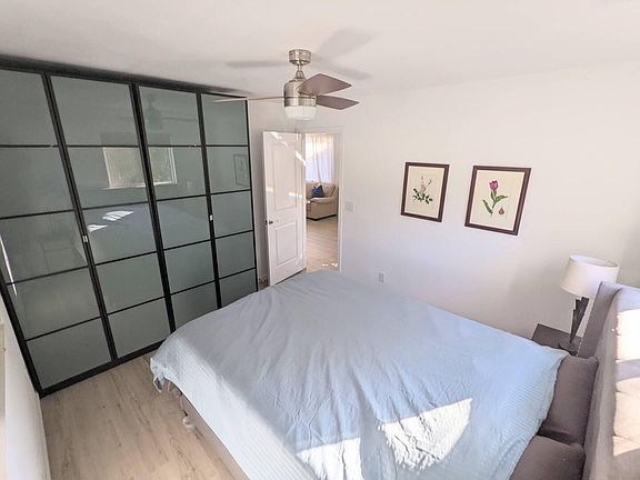 5th image of 2620 Barcells Ave