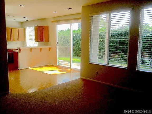 3rd image of 2917 W Canyon Ave W