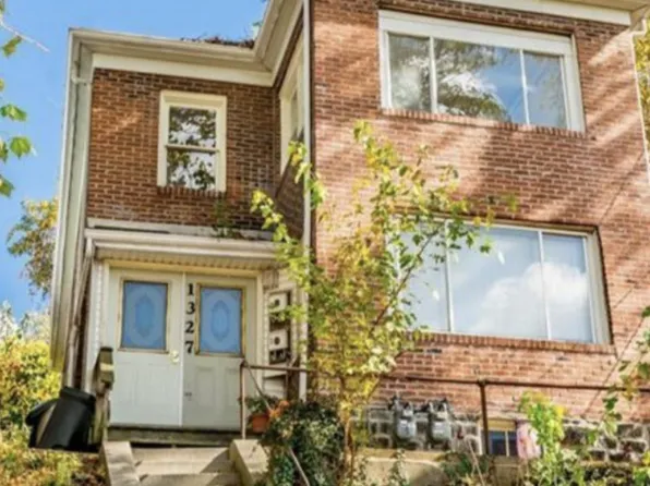 1327 Rutherford Ave Floor 2, Pittsburgh, PA 15216