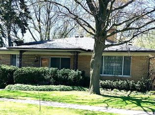 24107 Loretta Ave, Warren, MI 48091