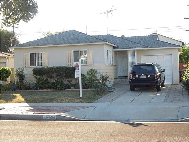 1st image of 17503 Glenburn Ave