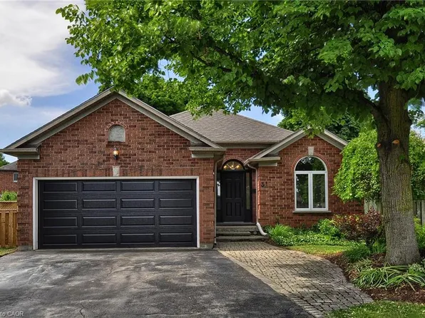 31 Birchlawn Ave, Cambridge, ON N1S 4S1