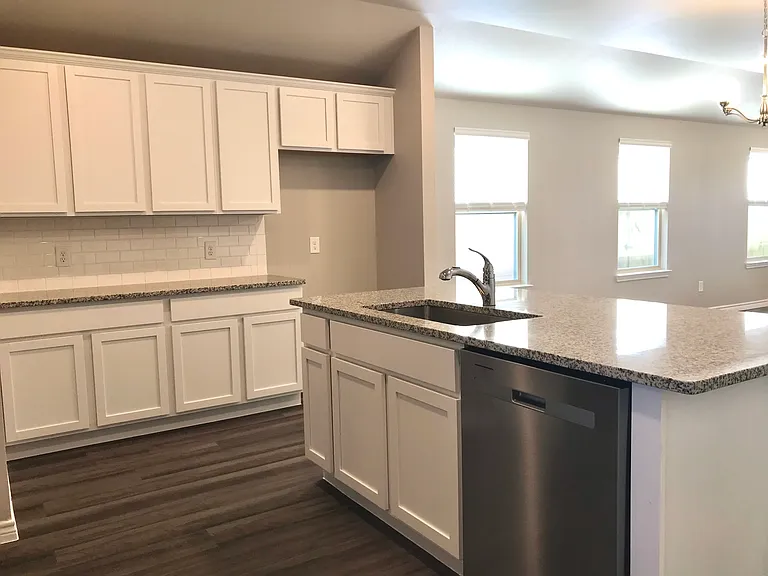 1126 Breebry Dr — Photo 3