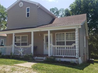 333 Spruce St, Bourbon, MO 65441