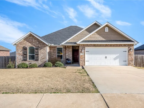 530 Captain Stockton St, Prairie Grove, AR 72753