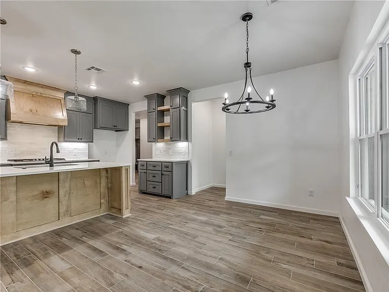 1460 Deer Ridge Run — Photo 11