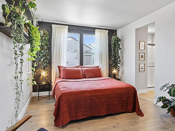 5th image of 3286 Falcon Ct #1