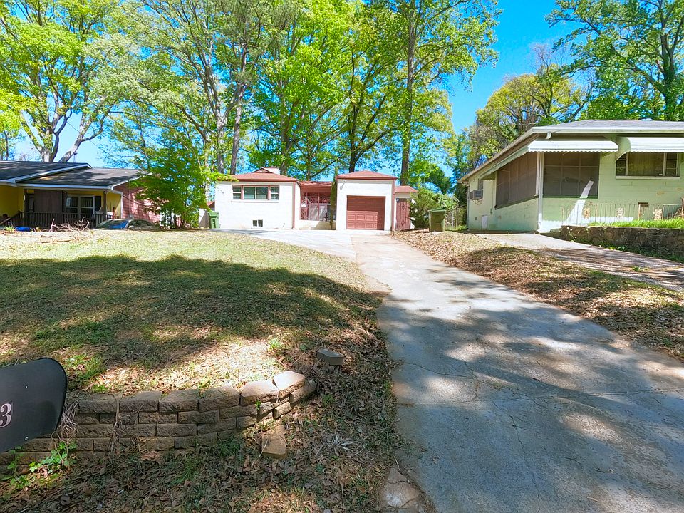 1st image of 233 Burbank Dr NW