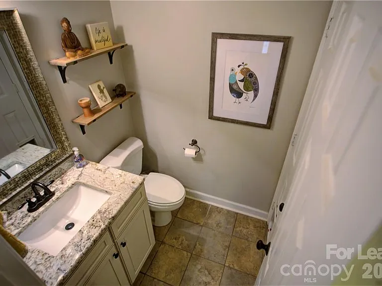 3806 Bridgewood Ln — Photo 11