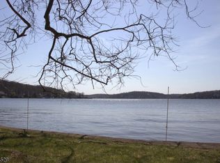 0 Playhouse Park Rd, Lake Hopatcong, NJ 07849