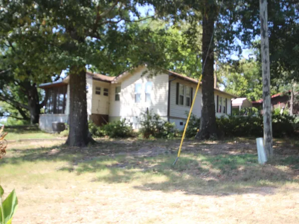 112 Lake Fork Dr, Saratoga, AR 71859