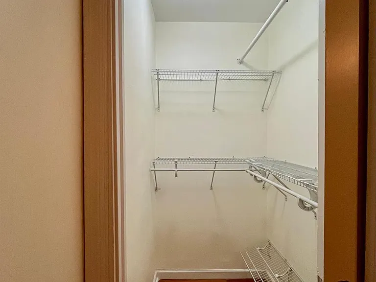 348 Gregory Rd — Photo 16