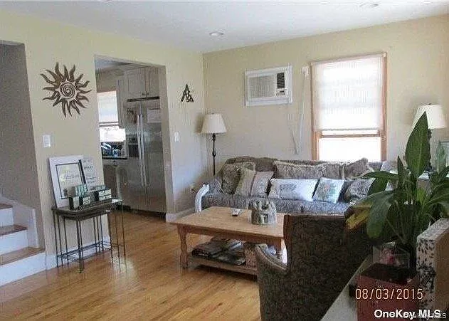 4 bed, 2.0 bath, 1453 sqft, $4,900 — Photo 4