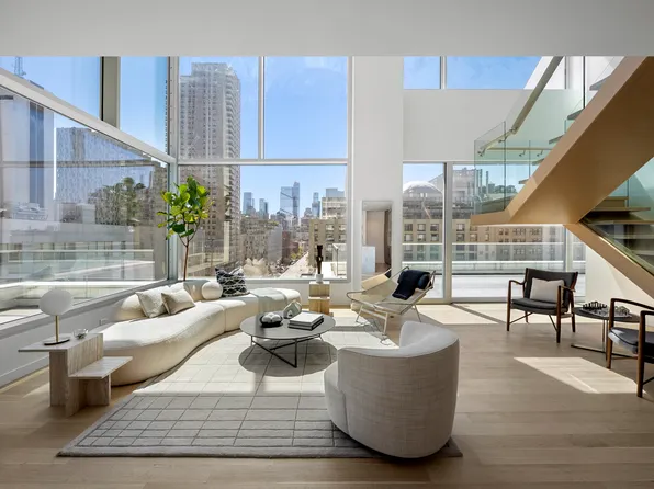 611 West 56th Street MAISONETTE EAST image 3 of 21