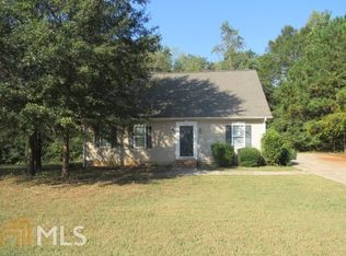 225 Garnett Ward Rd, Hull, GA 30646