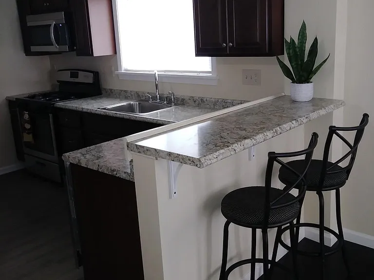 501 Barckhoff St — Photo 12