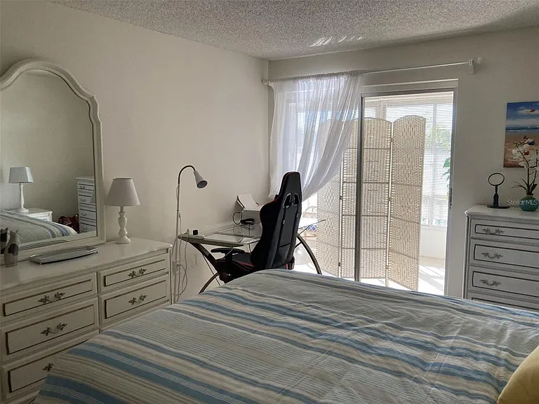 304 47th Avenue Dr W #307 — Photo 9