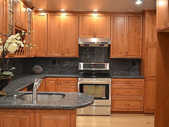 4th image of 2780 19th Ave Unit 73