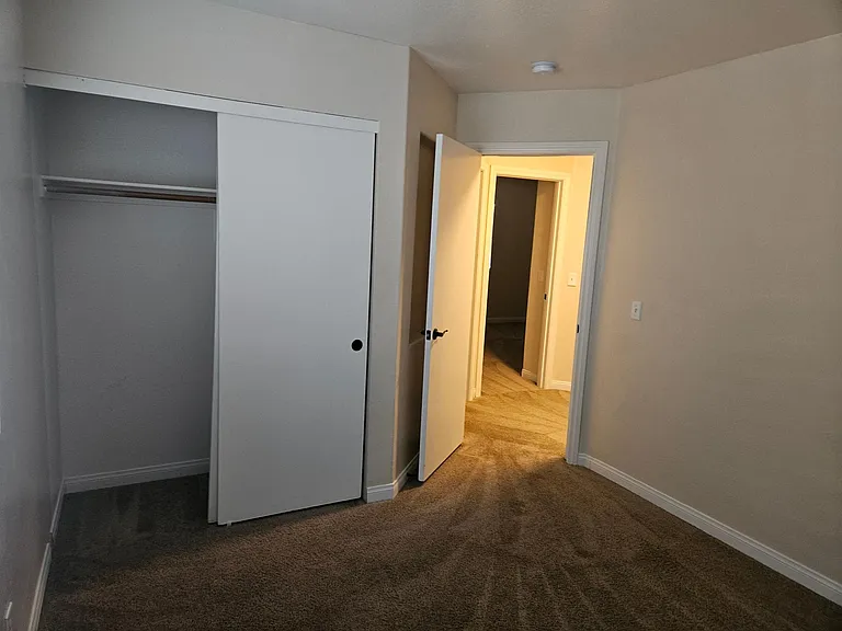 2418 Paradise Isle Ave — Photo 18