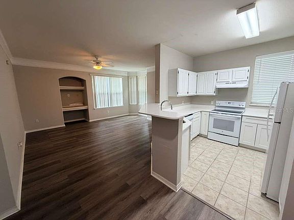 4th image of 3392 WESTCHESTER SQUARE BOULEVARD #101