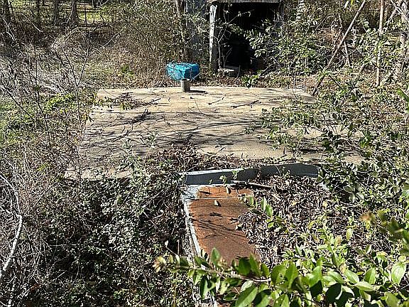 3rd image of 1925 S Okfuskee Ave