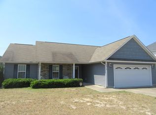 3515 S Peak Dr, Fayetteville, NC 28306