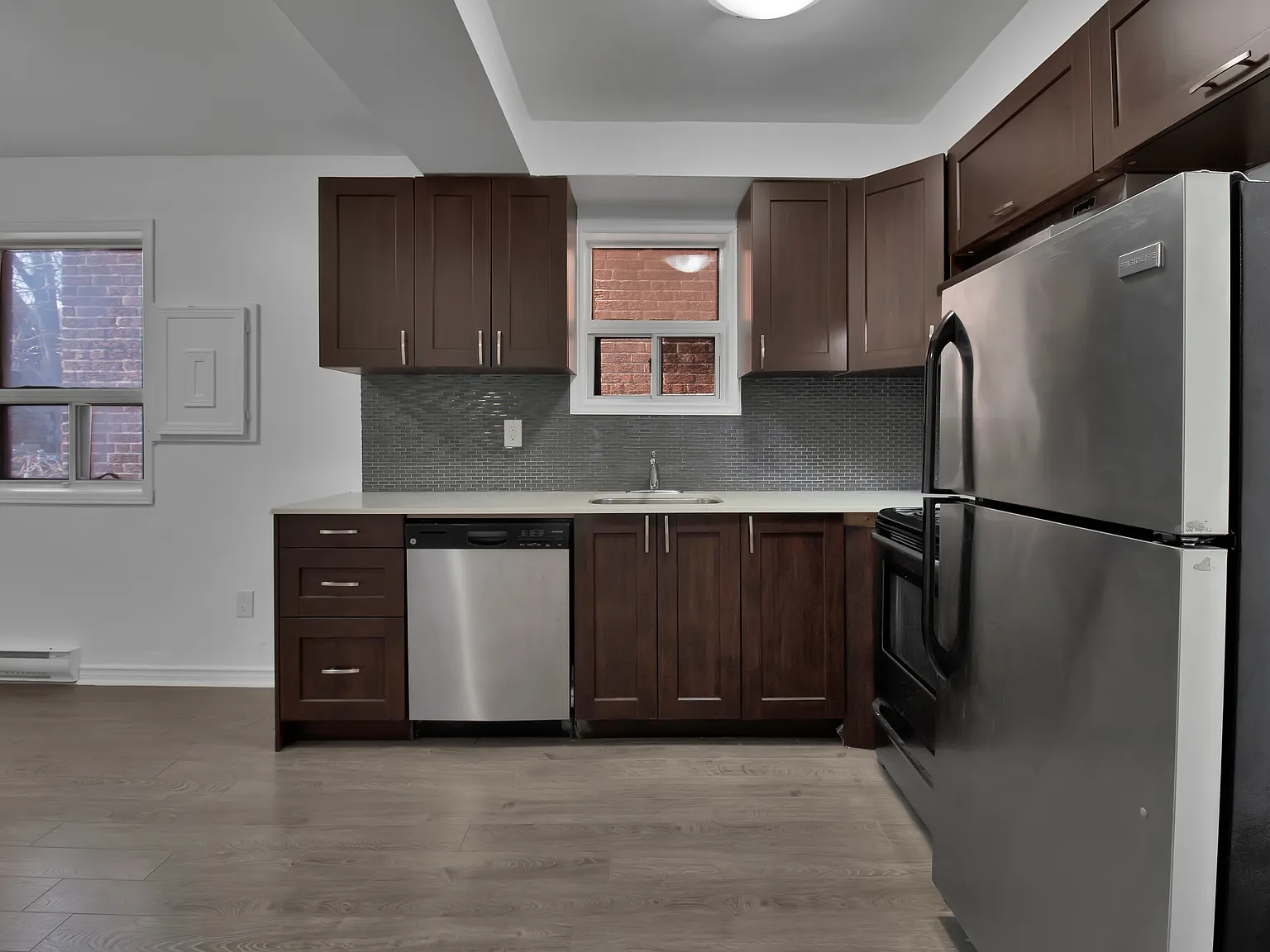 105 Galt Avenue — Photo 1