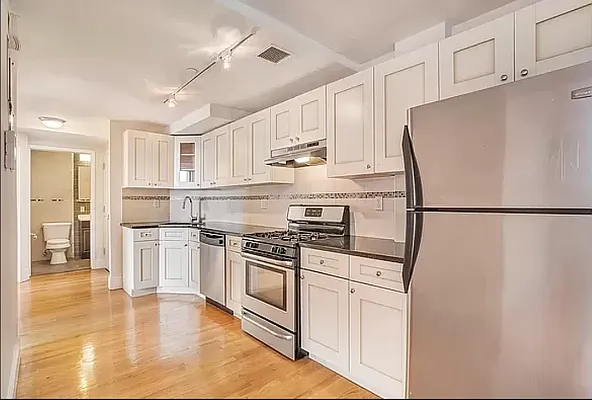 Rented by Compass | media 1