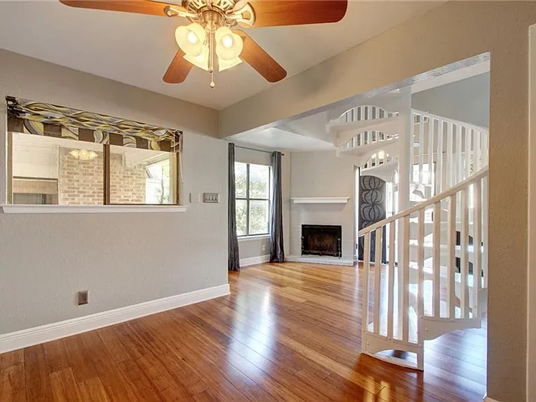 2500 Burleson Rd #319 — Photo 7