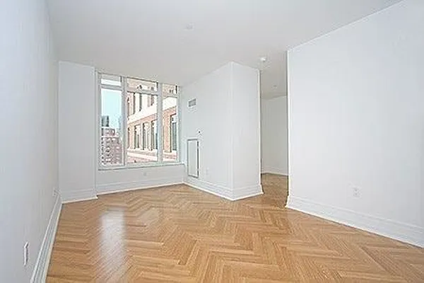 Rented by Adriana Arciello, LREB | media 5