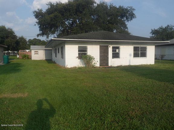 2nd image of 1126 Gainey Dr