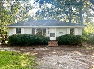 11 Parker Dr, Sumter, SC 29150