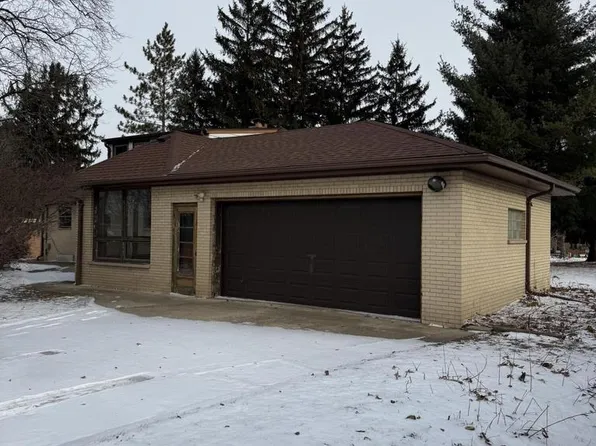 4411 South 68th STREET, Milwaukee, WI 53220