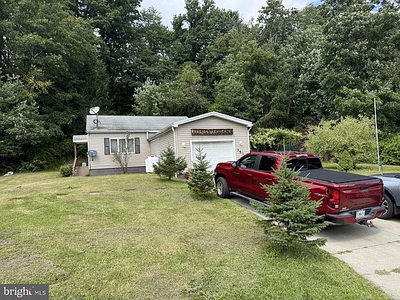 2nd image of 353 Valley Rd