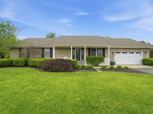 8986 Fawn Trl, Blanchester, OH 45107
