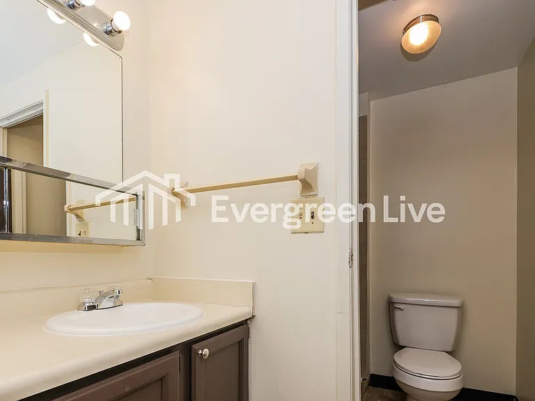 7131 Kismet Pl — Photo 10