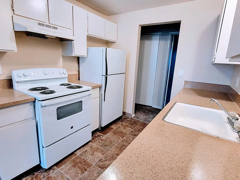 23134 NE Halsey St #10 — Photo 2