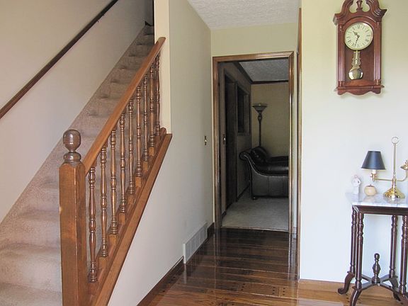 Hardwood entry