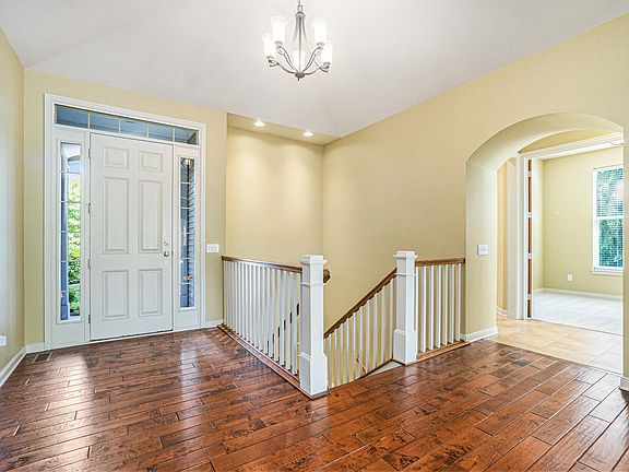 4th image of 8842 Oakland Hills Cir