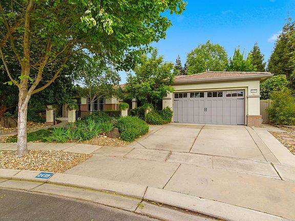 2nd image of 2499 Appleleaf Ln