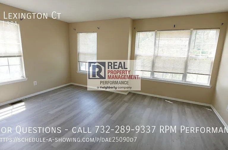 17 Lexington Ct — Photo 17