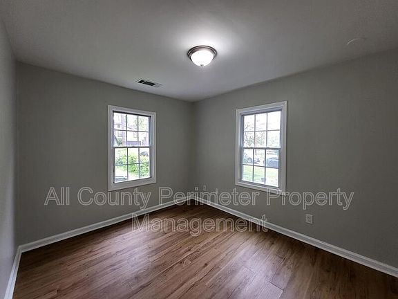 5th image of 278 Moreland Way