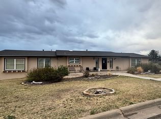 1703 Willard St, Canadian, TX 79014