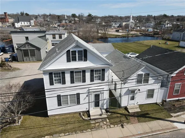 30 Mechanic Street, Stonington, CT 06379